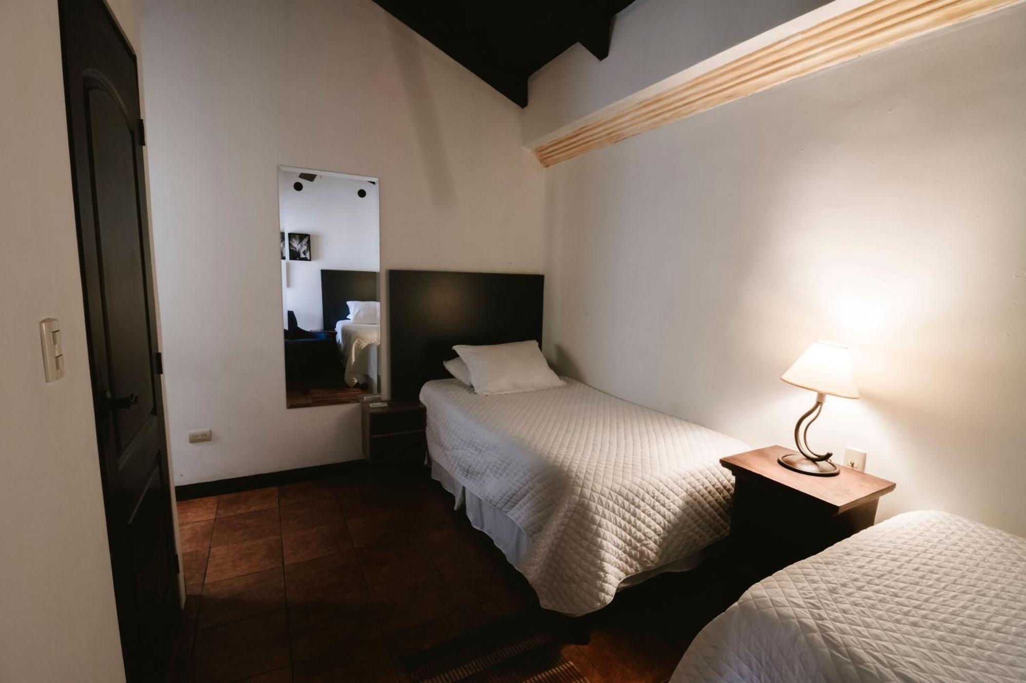 All Suite El Marques De Antigua Bagian luar foto